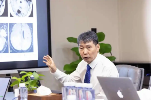 王恩敏-神经外科专家-伽马刀射波刀治疗简历5.png 75872560-d16f-4988-a951-5cffadd65e36.png.png